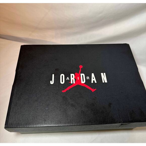 Size 6 - Nike Air Jordan 11 Retro GS Gratitude / Defining Moments Men's Shoes - Picture 11 of 11